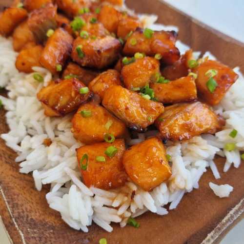 Honey Sriracha Salmon Bites recipe