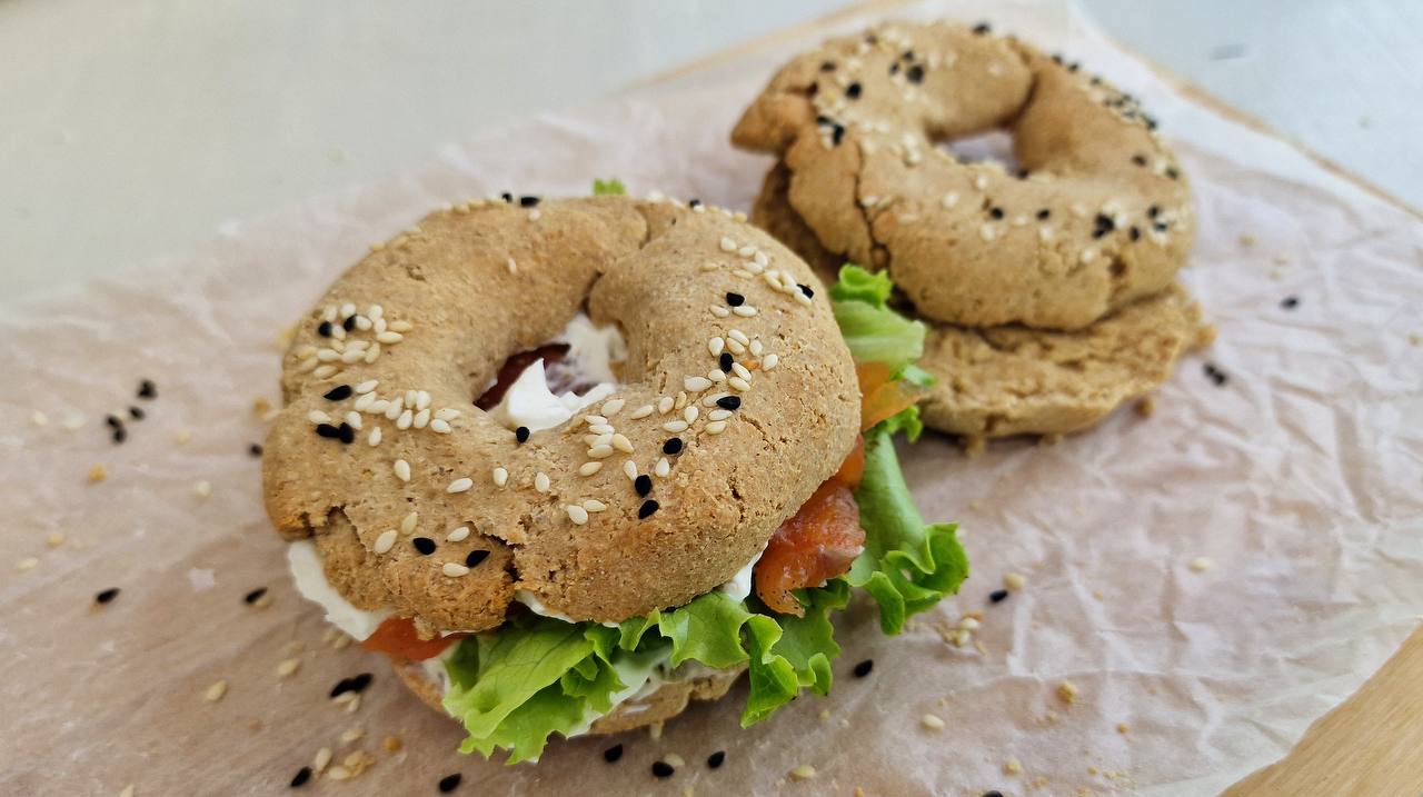 Healthy Oat Bagels recipe