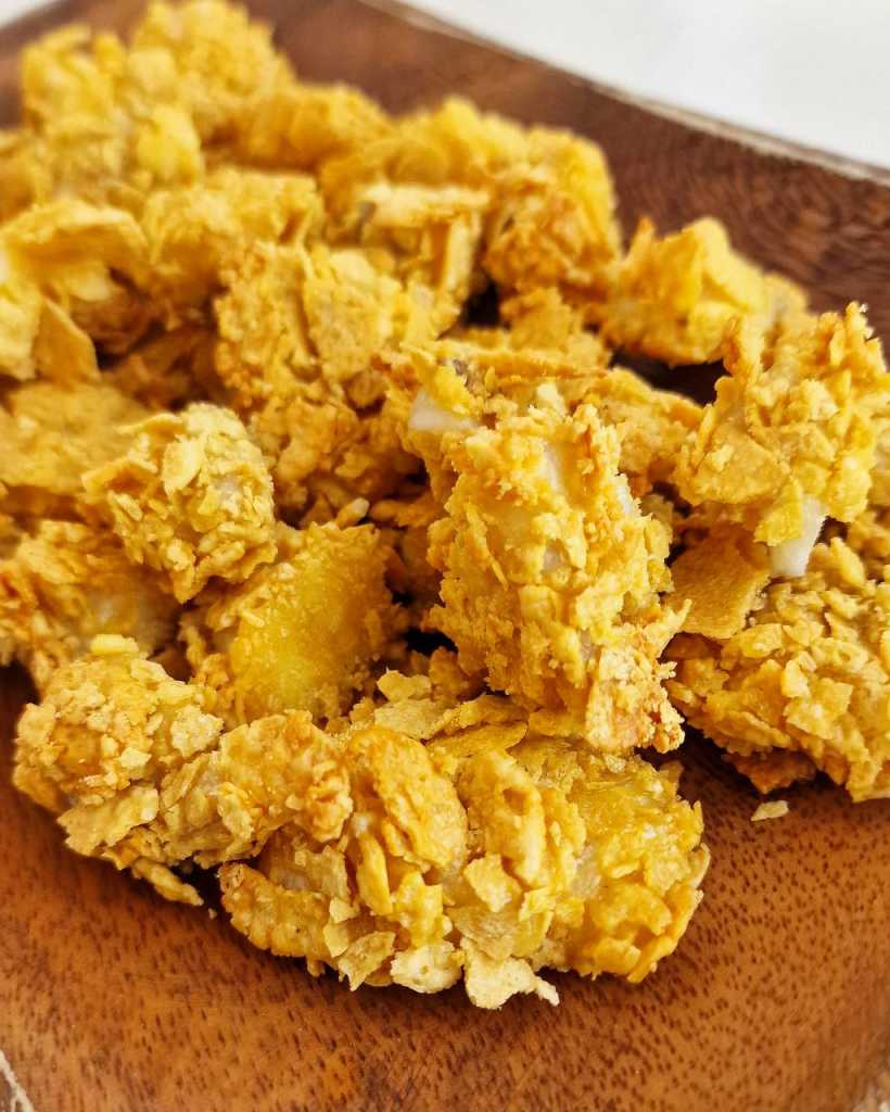 Cornflake crusted Popcorn Fish