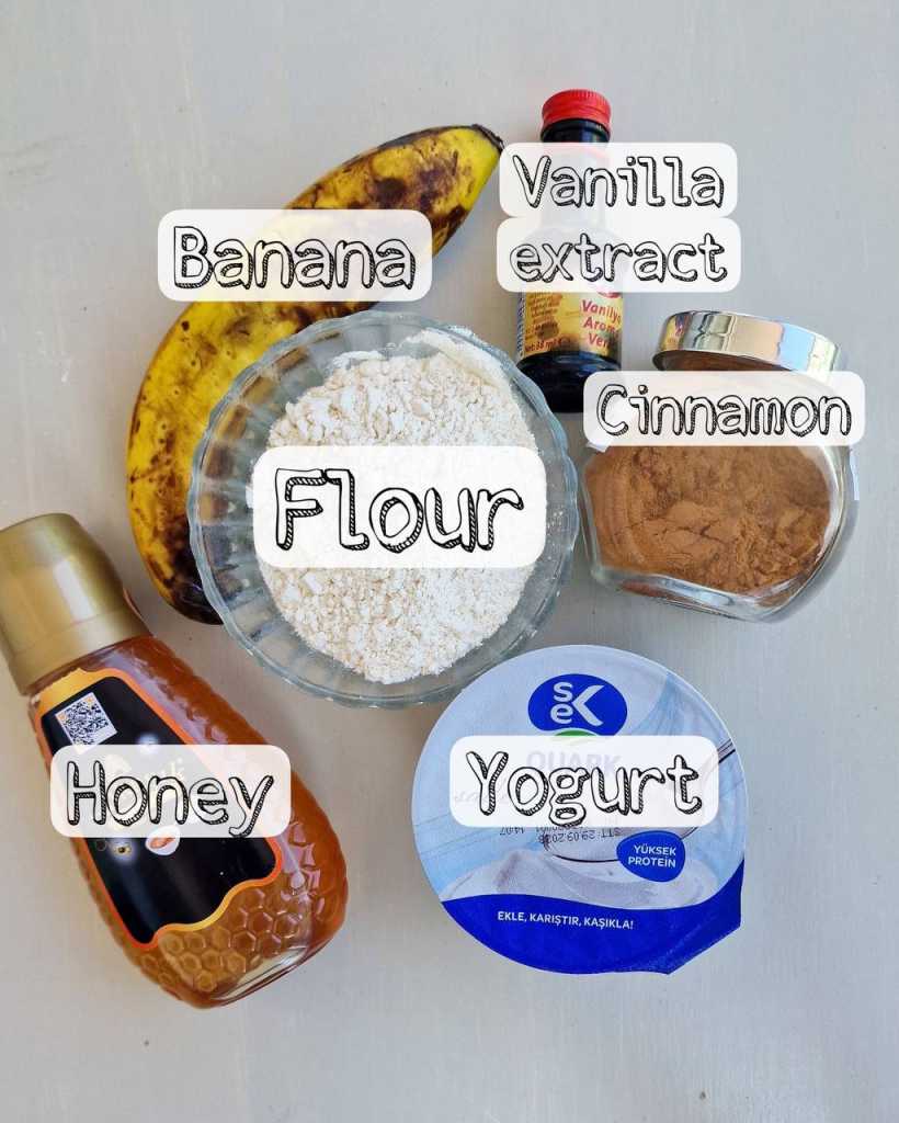 Healthy Banana Cinnamon Rolls ingredients