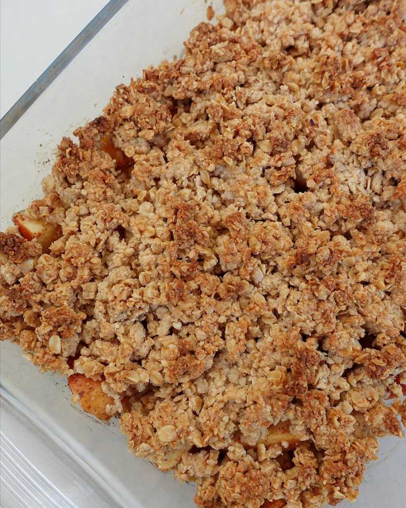 Healthy Apple Crumble