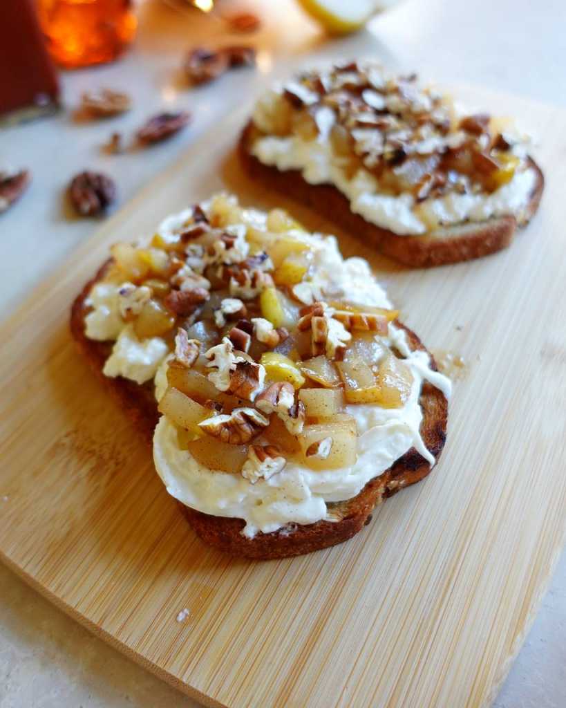 Caramelized Pear and Burrata Bruschetta recipe