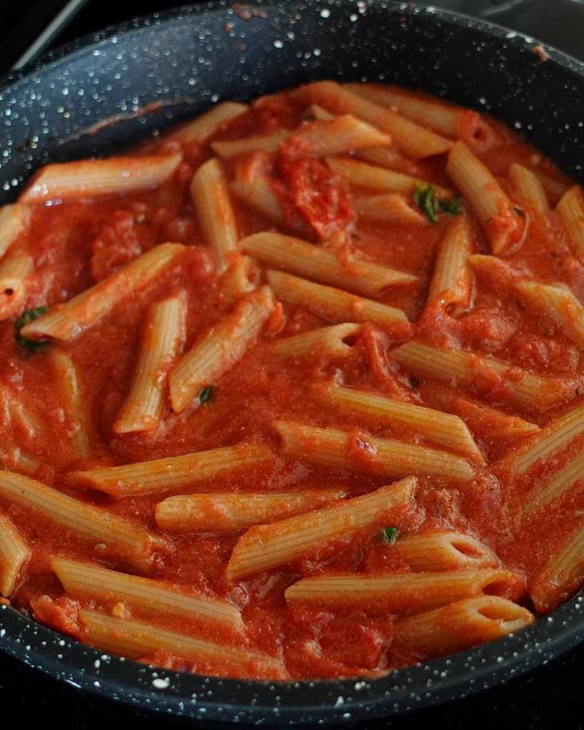 cooking Tomato Pasta