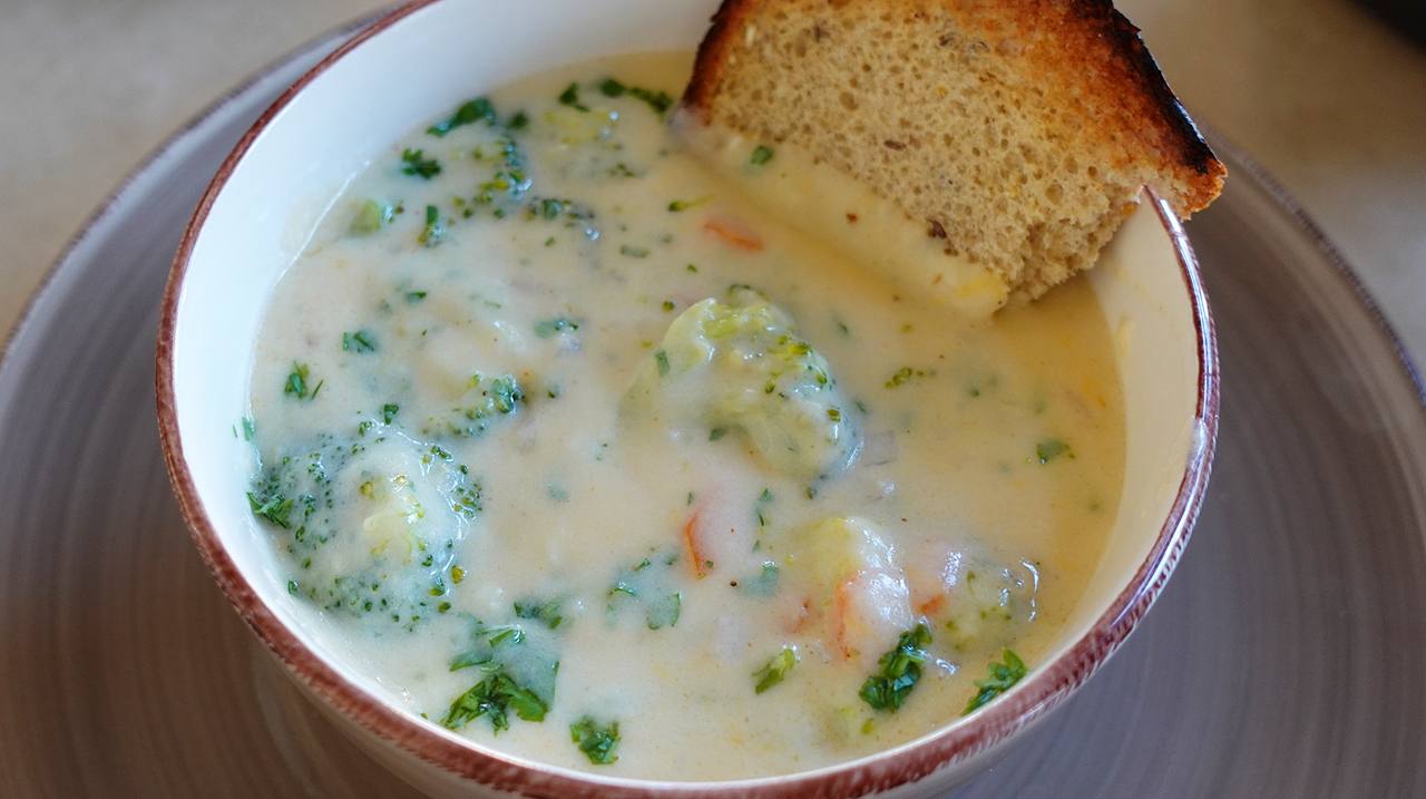 Easy Broccoli Cheese Soup recipe