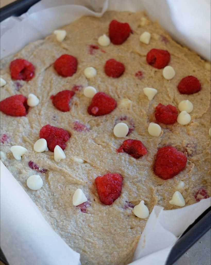 cooking Raspberry Banana Oatmeal Bars