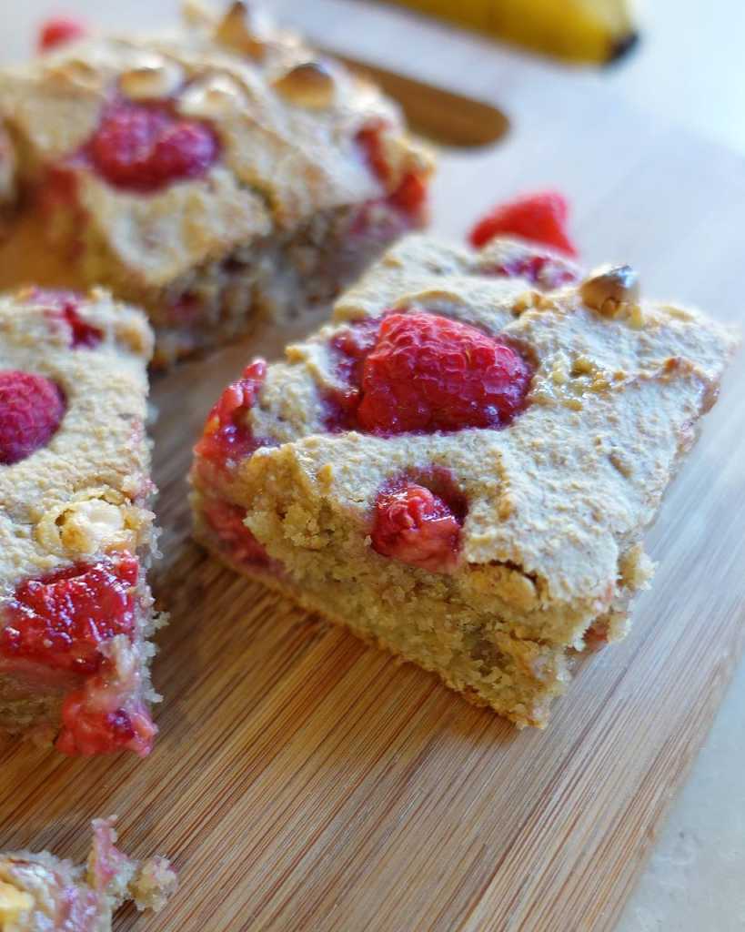 Raspberry Banana Oatmeal Bar