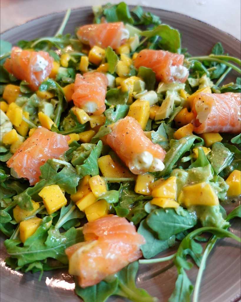 Smoked Salmon and Mango Salad