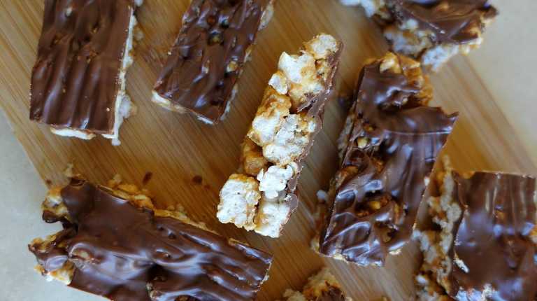 Peanut Butter Rice Cake Bars recipe