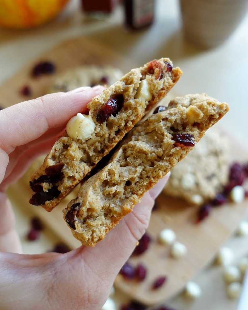 Healthy Cranberry Oatmeal Cookies