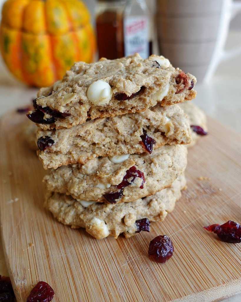 Healthy Cranberry Oatmeal Cookies