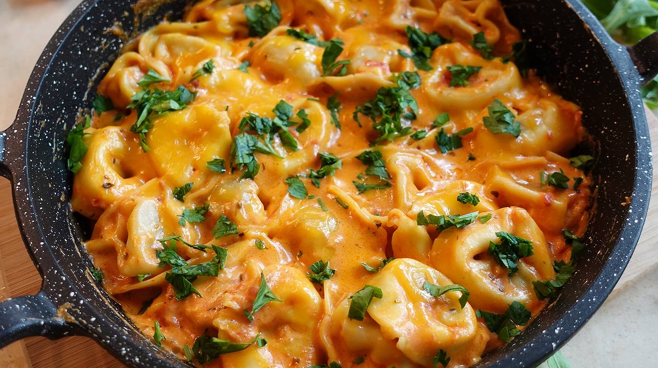 Creamy Cheese Tortellini recipe