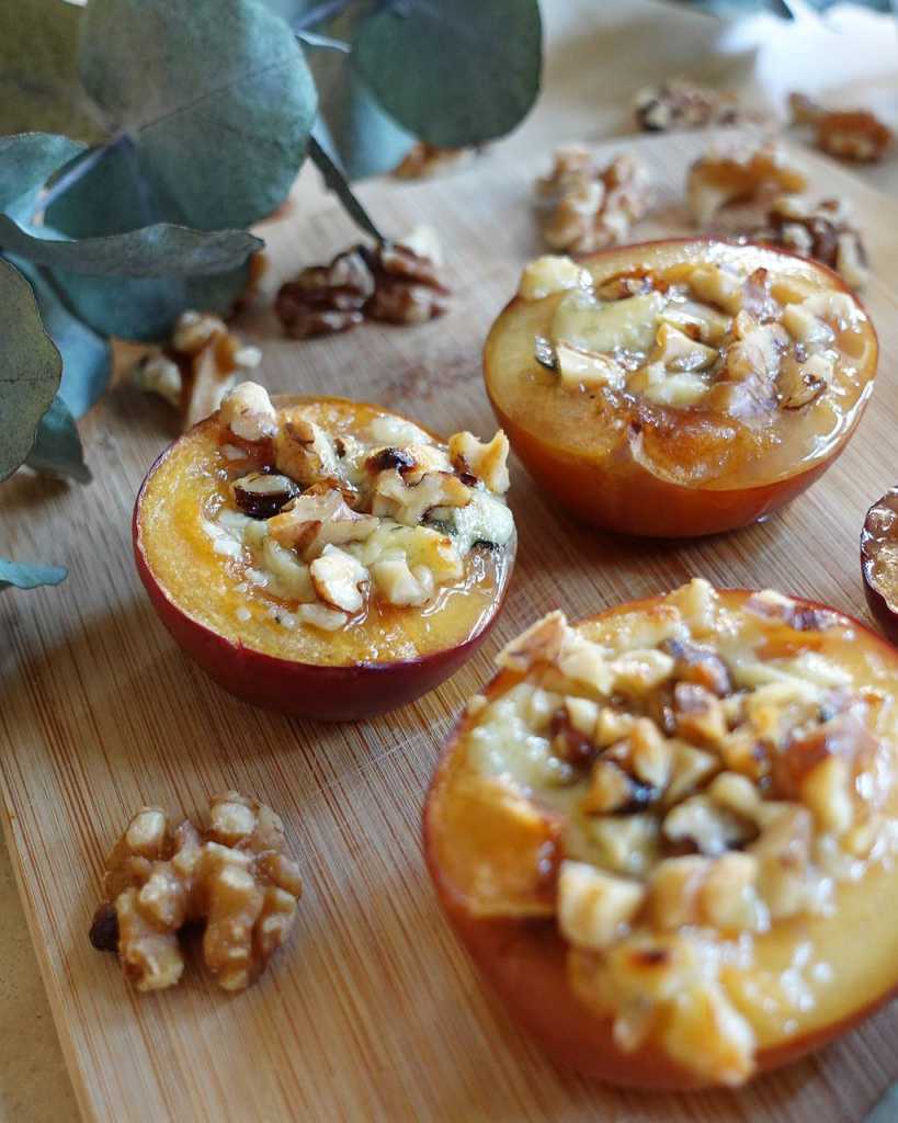 Baked Plums With Blue Cheese