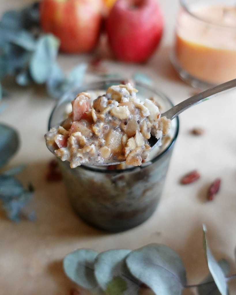 Apple Pie Overnight Oats