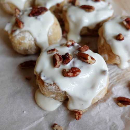 Healthy Apple Pie Cinnamon Rolls recipe