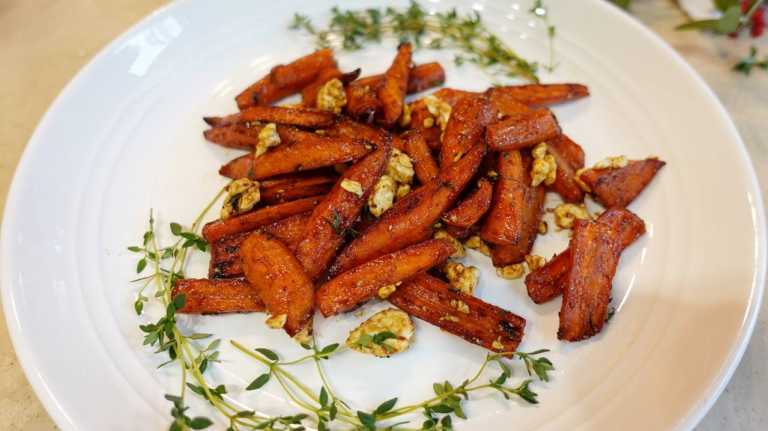 Honey Balsamic Roasted Carrots recipe